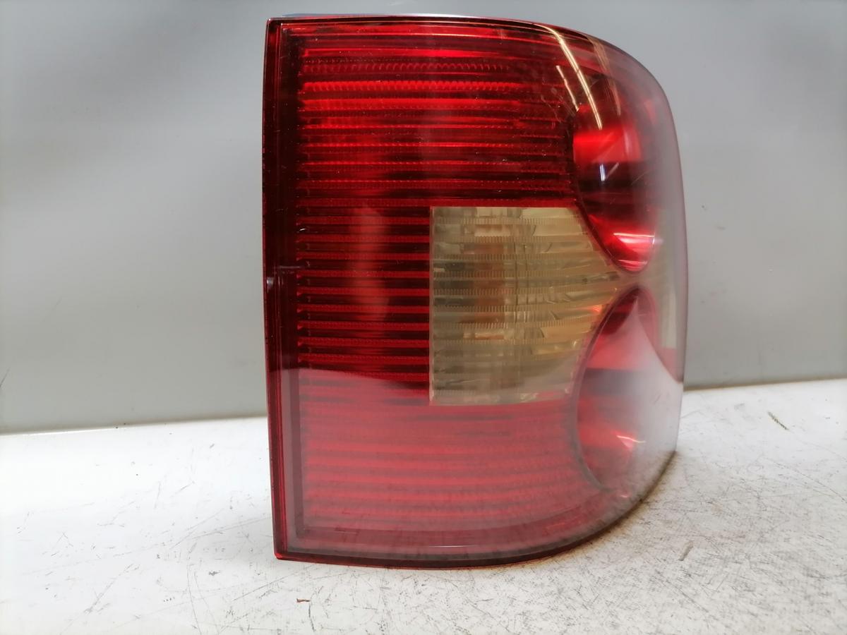VW Passat 3BG R&uuml;cklicht R&uuml;ckleuchte Schlussleuchte links Kombi Bj.2003